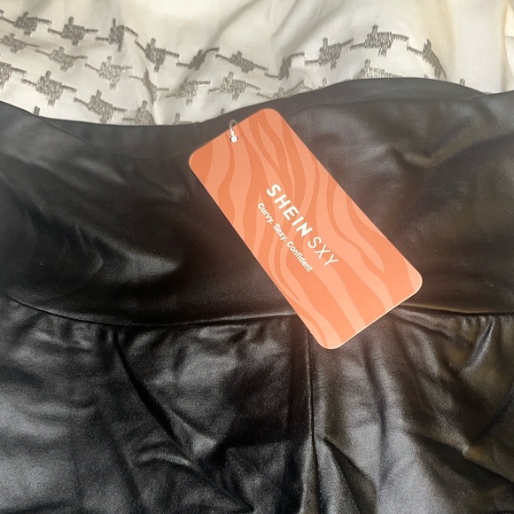 Shein High-waisted Leather Look Leggings - Picture 9 of 11